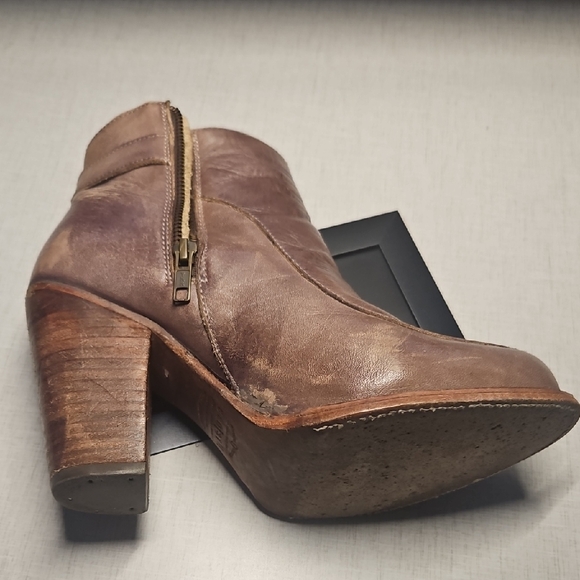 Bed Stu Distressed Brown Ankle Boots - Picture 6 of 8